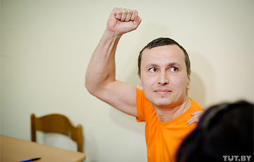 Блогер Максим Филиппович выходит на свободу