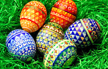 Зачем красят яйца на Пасху и что символизируют разные цвета