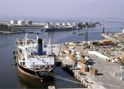 Беларусь готова переориентироваться на  украинские порты