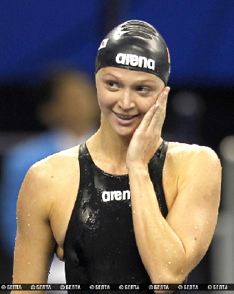 Александра Герасименя вышла в полуфинал в плавании на дистанции 100 м вольным стилем