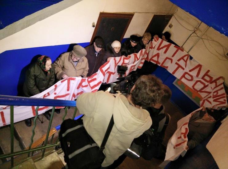 Стихийный протест в Минске: на пенсионеров бросили ОМОН