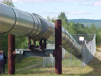 Верховный суд Латвии отменил решение об аресте спорной нефти в трубопроводе Полоцк-Вентспилс