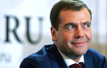 Медведев создал рабочую группу по «интеграции» России и Беларуси