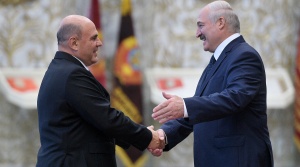 Премьер-министр России летит в Минск на переговоры с Лукашенко и Головченко