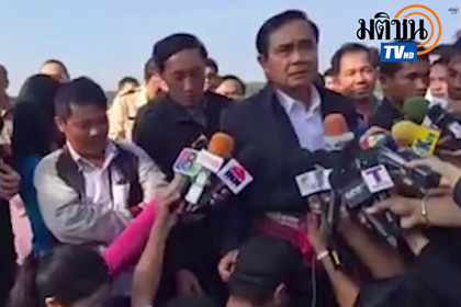 Премьер-министр Таиланда приласкал журналиста