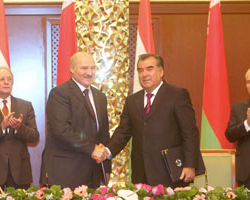 Лукашенко и Рахмон подписали ряд документов о сотрудничестве