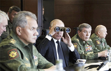 Эксперт: Путин начинает зачищать московитских генералов