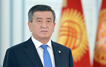 Президент Кыргызстана начал переговоры о своей отставке