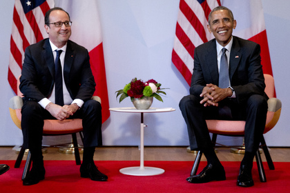 Guardian сообщила о планах Олланда убедить Обаму изменить стратегию борьбы с ИГ