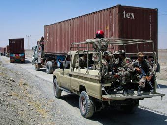 Одной бомбой талибы уничтожили 22 грузовика НАТО
