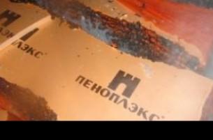 На открытой площадке метро «Малиновка» сгорели стройматериалы