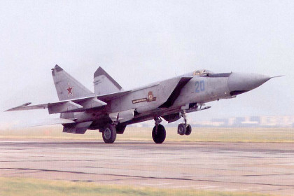 Азербайджан вернет в строй истребители-перехватчики МиГ-25