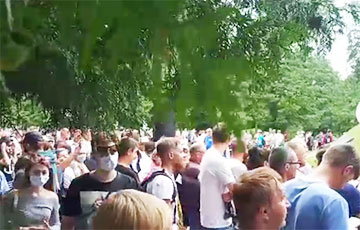 Жители Орши массово пришли на митинг Светланы Тихановской