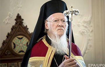 Оригинал рукописи томоса для Украины доставили Вселенскому патриарху