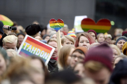 В Финляндии легализовали однополые браки