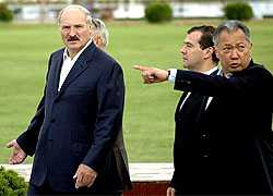 Лукашенко пообещал Медведеву «все подписать» в ближайшее время