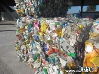 Производители и поставщики Беларуси первую плату за сбор отходов внесут в октябре