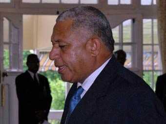 Военное правительство Фиджи вернулось к власти