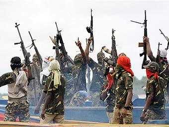 Нигерийские боевики подожгли насосную станцию Chevron