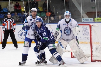 Хоккеисты минского "Динамо" проведут сегодня первый домашний матч в нынешнем чемпионате КХЛ