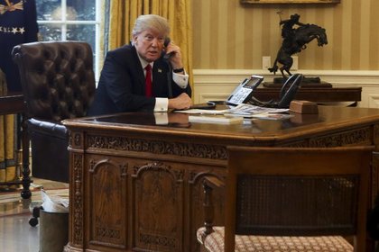 Белый дом раскрыл содержание телефонного разговора Трампа и Аббаса