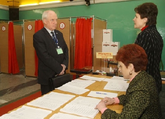 Предвыборная кампания в Беларуси проходит достаточно спокойно - Рапота