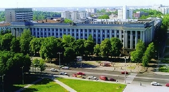 В белорусский парламент должны прийти профессионалы своего дела - ректор БРУ