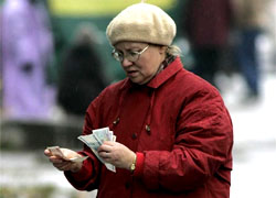 Нацбанк: Зарплата белорусов составляет треть от российской и половину от казахстанской