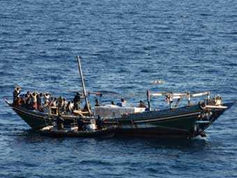Российский экипаж танкера отбил нападение сомалийских пиратов
