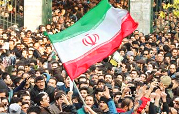 Акции протеста в Иране не стихают