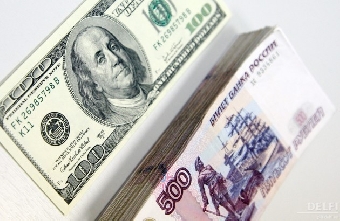 Курс белорусского рубля к доллару обновил годовой максимум
