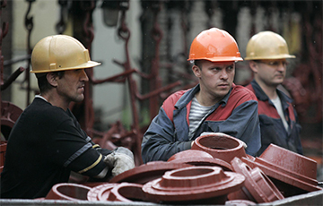 Рынок труда в Беларуси сжимается угрожающими темпами