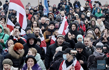 Европейская народная партия поддержала протестующих за незавизимость Беларуси