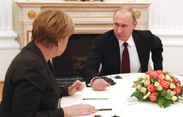Меркель в Москве: Аннексия Крыма преступна, Минские соглашения нарушаются