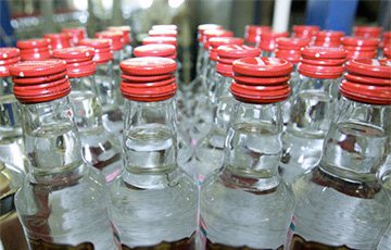 В Беларуси подняли цены на водку и «крепленые» вина