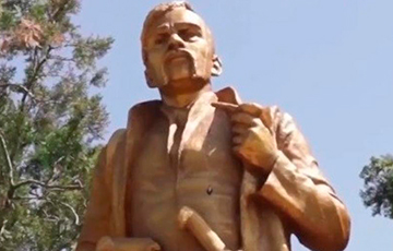 В Украине памятник Ленину переделали в памятник уроженцу Беларуси