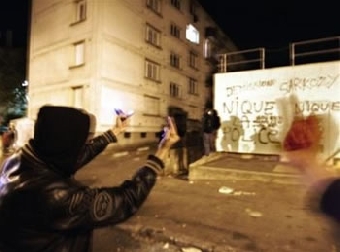 Граффити в Витебске: Остановите террор (Фото)