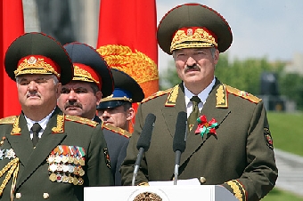 10 кадровых проколов Лукашенко