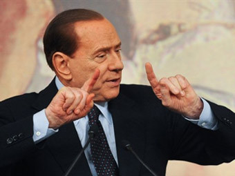 Берлускони назвал малолетнюю проститутку патологической лгуньей