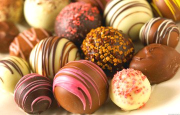 Специалисты: Белорусские конфеты опасны для здоровья