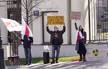 Белорусы Варшавы призвали ввести жесткие экономические санкции против официального Минска