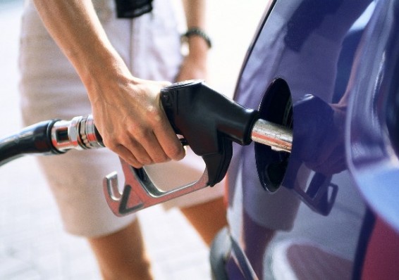 «Белоруснефть» предлагает поднять цены на автомобильное топливо