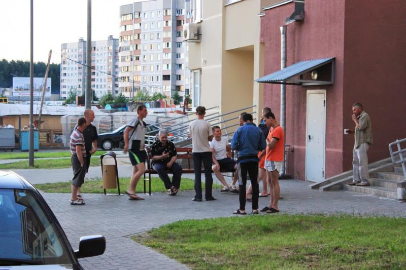 Жительница Минска: В нашем доме - нелегальное общежитие для гастарбайтеров