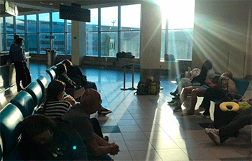 Дипломаты «забыли» в российском аэропорту белорусов, вернувшихся с Сейшел
