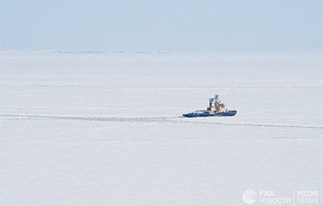 Россия ограничит иностранным военным кораблям проход по Севморпути