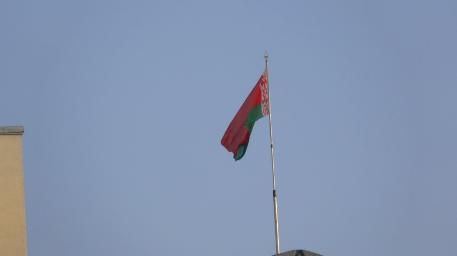 Резидентам ПВТ предписано установить красно-зеленые флаги на крышах