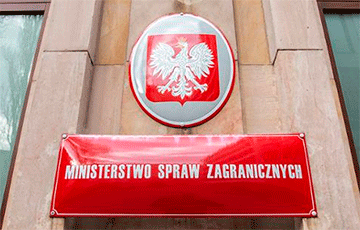 МИД Польши призвал немедленно ввести санкции против всех причастных к гибридной атаке со стороны Беларуси