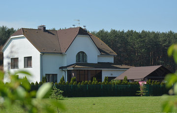 Белорусы брали кредиты и продавали квартиры ради «воздушных» домов