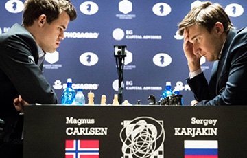 Норвежец Карлсен отстоял титул чемпиона мира по шахматам