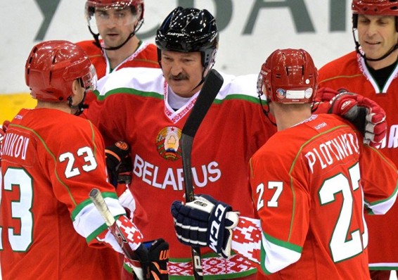 Хоккейная команда Лукашенко вновь победила в турнире на на призы президентского спортклуба